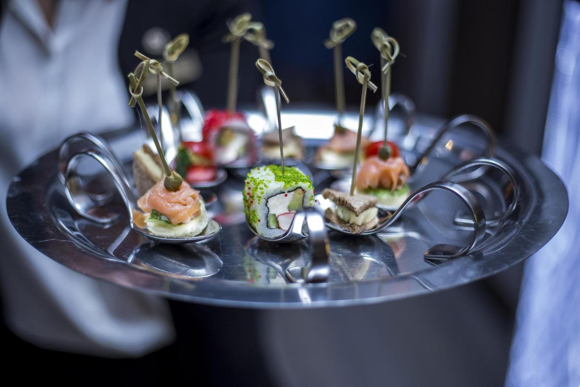 Sheraton Batumi Hotel Exterior photo Canapés